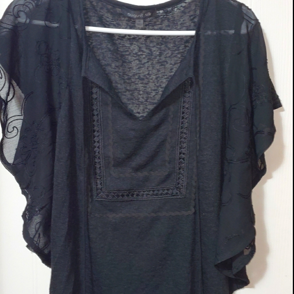Black knitted top!